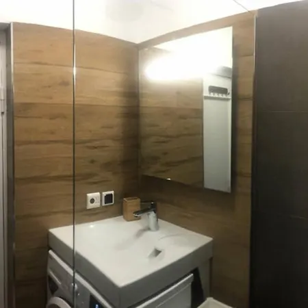 New Comfortable Nearby Promenade In 5 Minutes From Old Town Of Riga.