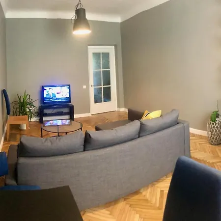 New Comfortable Nearby Promenade In 5 Minutes From Old Town Of Riga. アパート